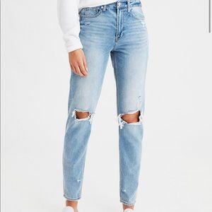 American Eagle Mom Jeans